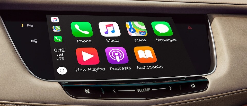 Cadillac: Infotainment System with Apple Carplay