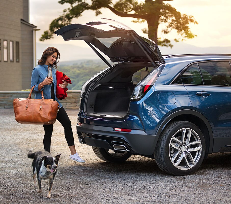 Cadillac: Handsfree Liftgate